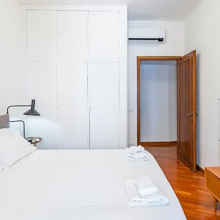 Lägenhet Piazza Navona Elegant And Three-room